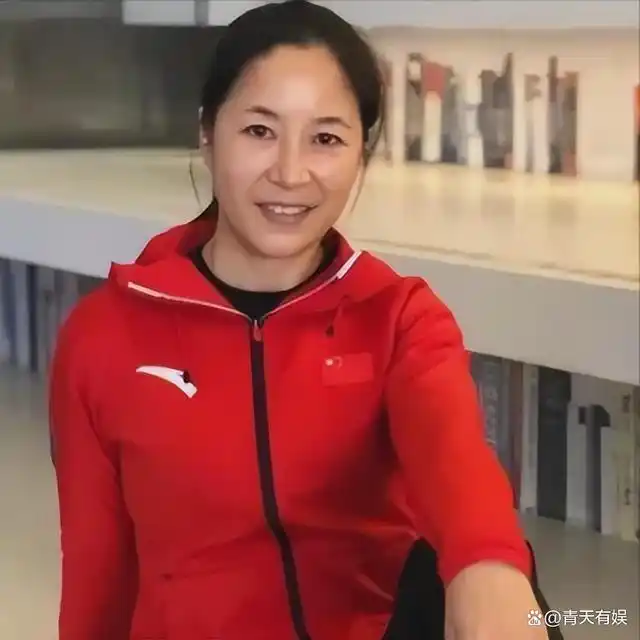 中国女竞走最尴尬冠军视频_中国竞走女神_竞走中国女子