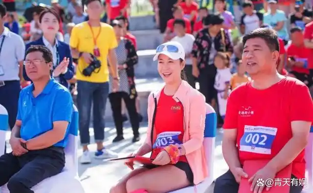 竞走中国女子_中国竞走女神_中国女竞走最尴尬冠军视频