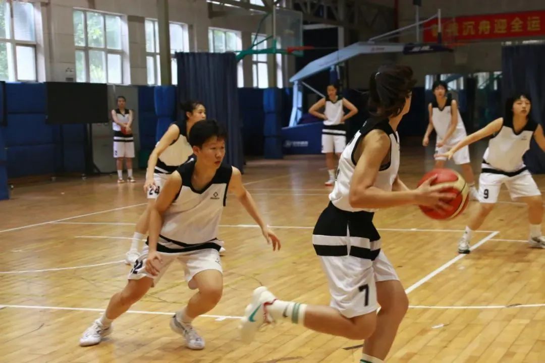 重庆少年篮球俱乐部_重庆篮球青少年比赛_重庆市少年篮球冠军