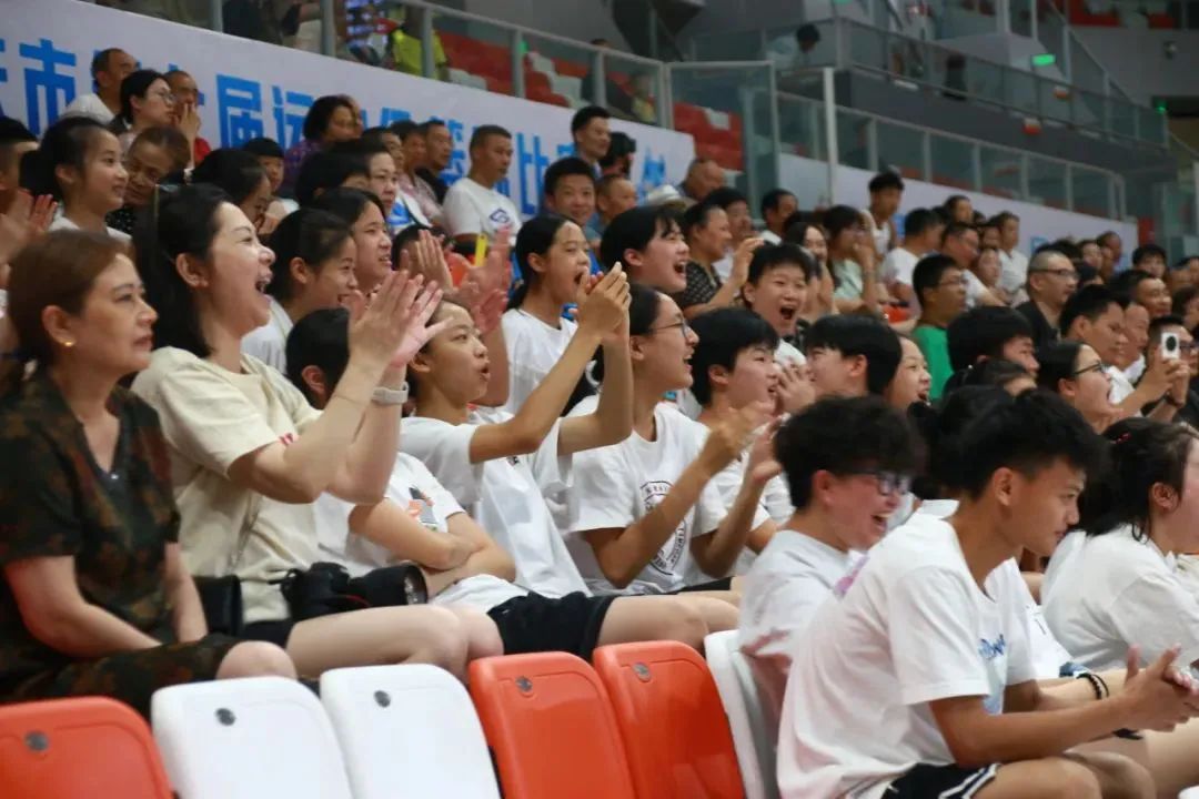 重庆少年篮球俱乐部_重庆市少年篮球冠军_重庆篮球青少年比赛