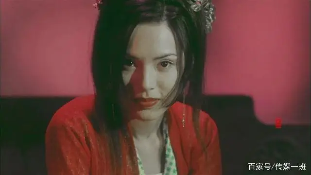 健身吧李若彤_健身女明星李若彤微博_李若彤健身房