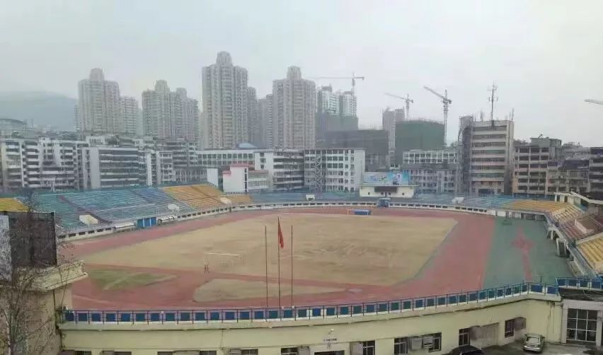 高中运动会赛程_高中学校运动会_官湖高中 运动会