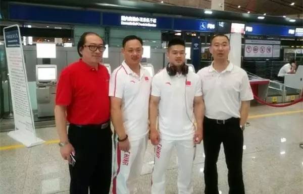 举重运动员石磊_奥运举重冠军石磊个人资料_石磊举重奥运冠军