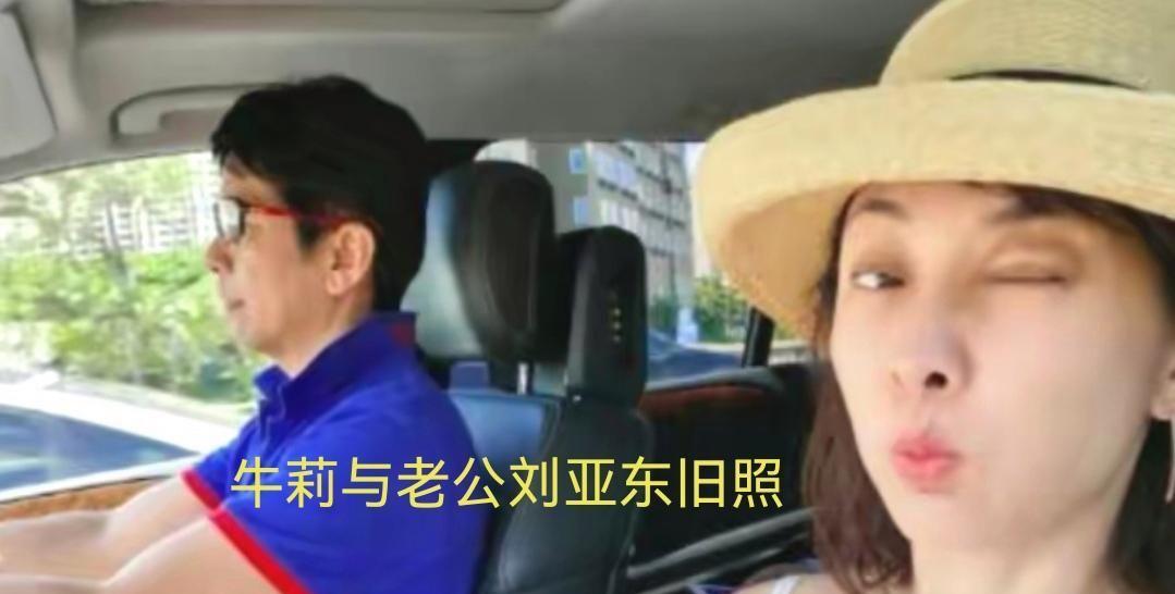 拉伸健身明星训练做哪些动作_拉伸健身视频_明星健身被做拉伸训练