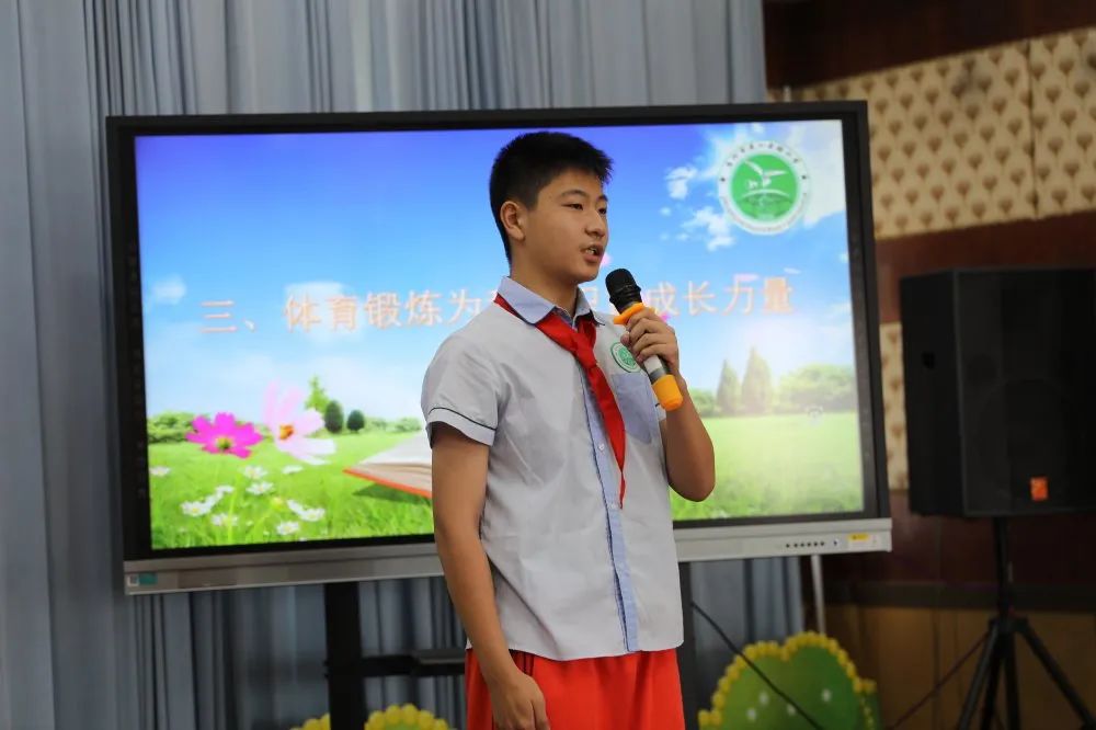 庄河五高中运动会_高中有运动会_高中运动会有10000米吗